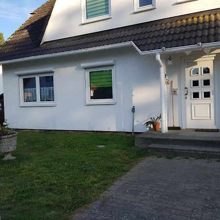 Ferienwohnung Am Teich Lutow Eksteriør bilde